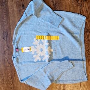 Vince Camuto Blue and White Snowflake Sweater NWT Size Medium ❄️❄️🎁